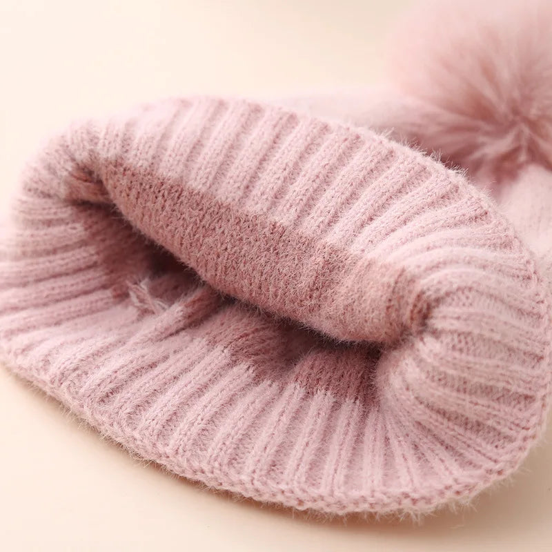 Bonnet Rose Pompon